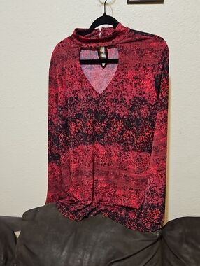 Cato Red and Black Keyhole Mock Neck Long Sleeve Top